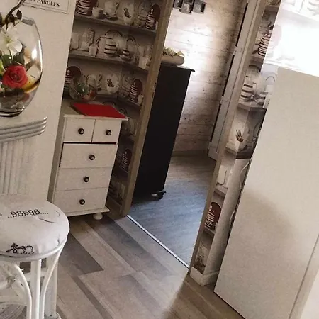 Rez De Chaussee Sdb Privee, Salon Et Cuisine Partages Guest house *